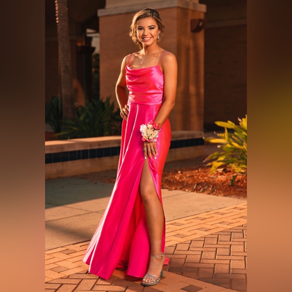 Hot pink Sherri Hill prom/formal dress